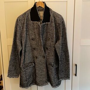 Chico’s black and white blazer